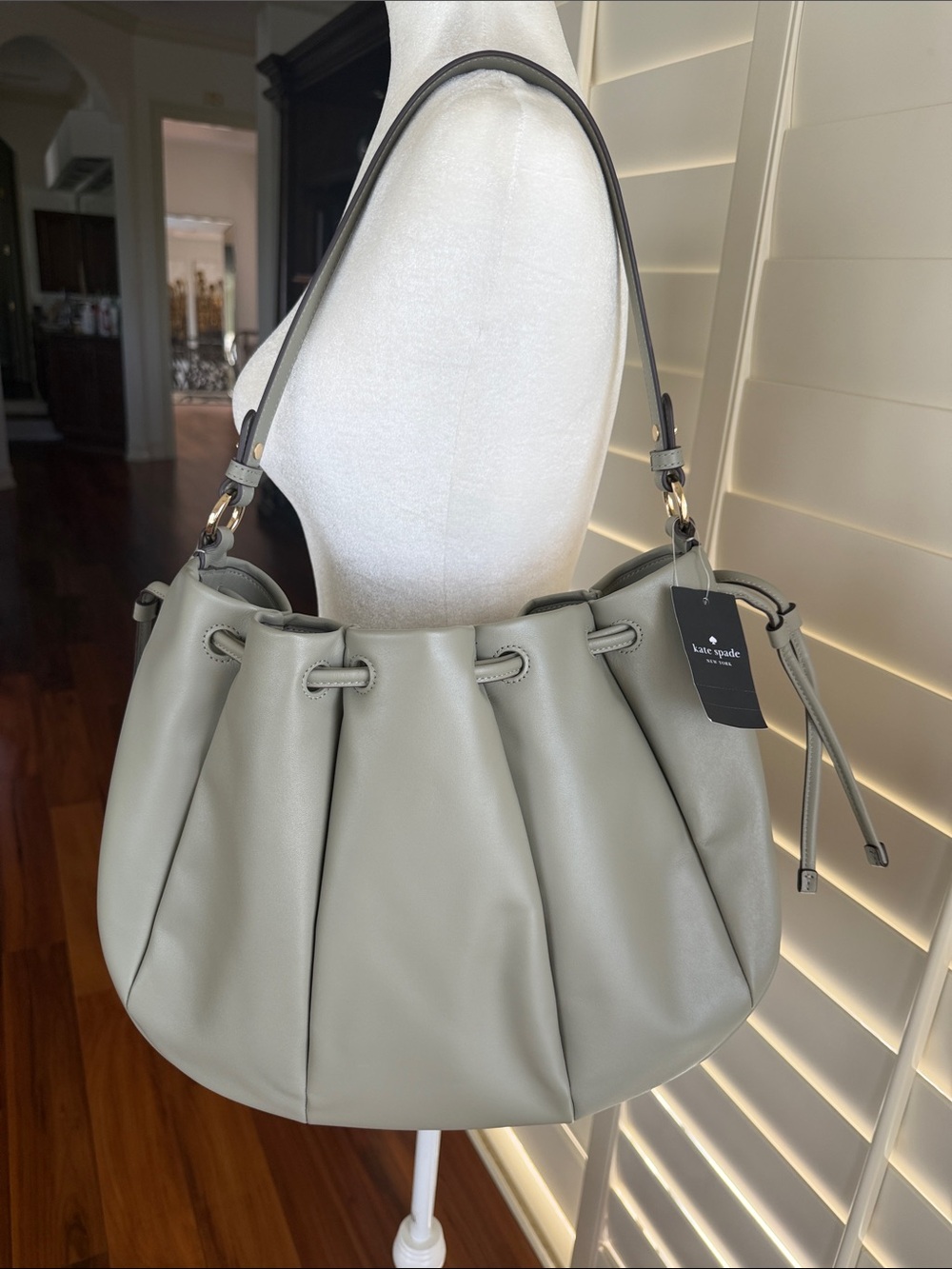 NWT KATE SPADE 😻 Beautiful!!! 16x11.5x5